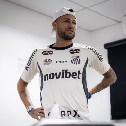 Neymar retorna de férias pós-Copa e se reapresenta ao Santos