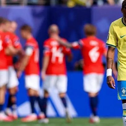 Brasil é eliminado e mantém jejum de títulos em Copas do Mundo há 28 anos