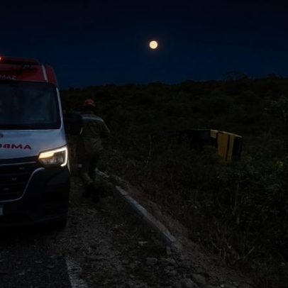 Acidente com ônibus de romeiros no Ceará deixa 2 mortos