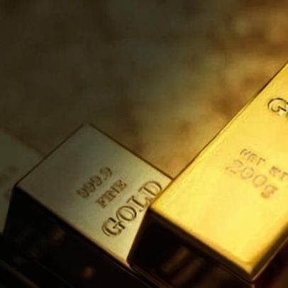 Ouro fecha em alta após dados de payroll reduzirem chance de aperto do Fed