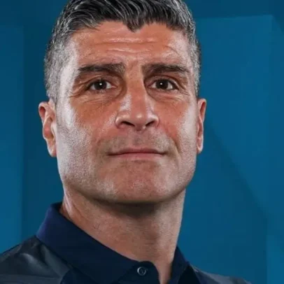 Vasco acerta contratação de Pedro Emanuel como novo treinador