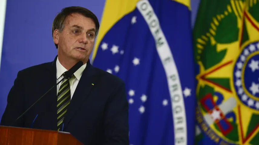 PGR defende permanência de Bolsonaro em prisão domiciliar
