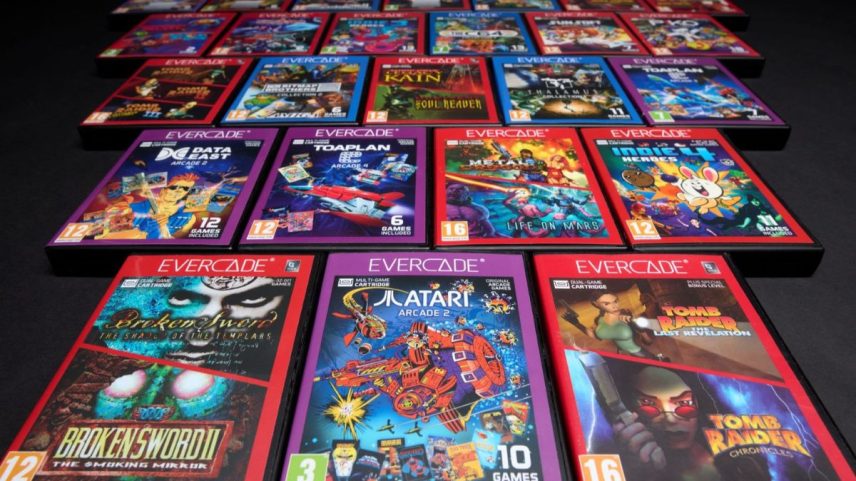 PlayStation vira alvo de piada após anúncio do fim das mídias físicas
