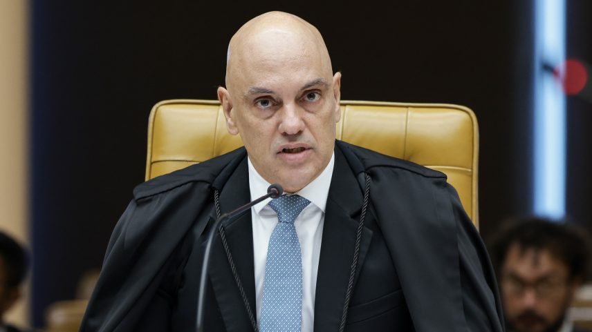 Moraes barra visita de filhos a Bolsonaro no Dia dos Pais