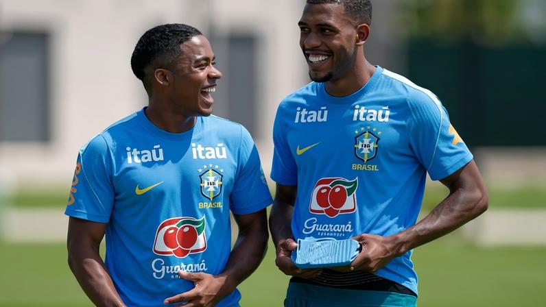Rayan e Endrick no treino da seleção em Nova Jersey