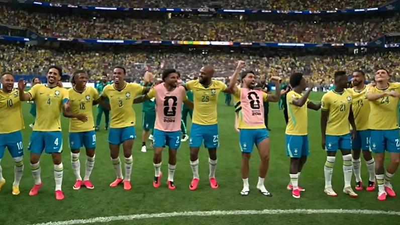 Seleção Brasileira comemora classificação para oitavas de final