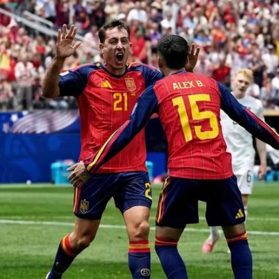 Espanha vence jogo de mata-mata da Copa do Mundo pela primeira vez desde 2010