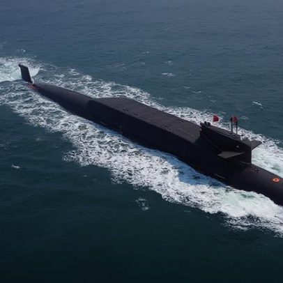 China realiza teste de disparo de míssil a partir de submarino nuclear