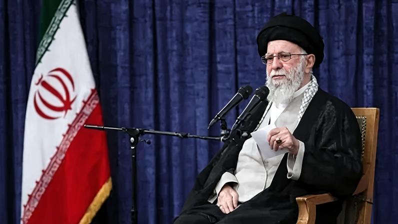 Ali Khamenei em Teerã