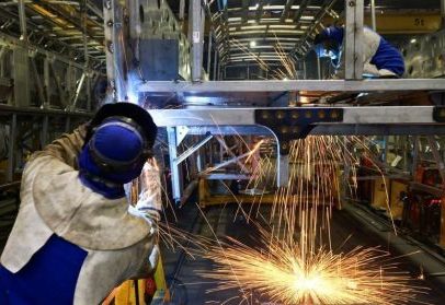 Produção industrial no Brasil recua 0,2% em maio, aponta IBGE