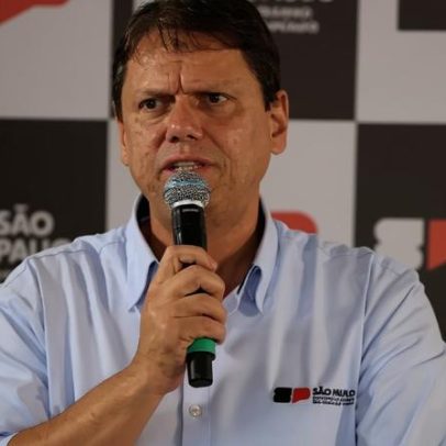 PSOL e Rede acionam MP-SP contra Tarcísio por posts sobre a Sabesp