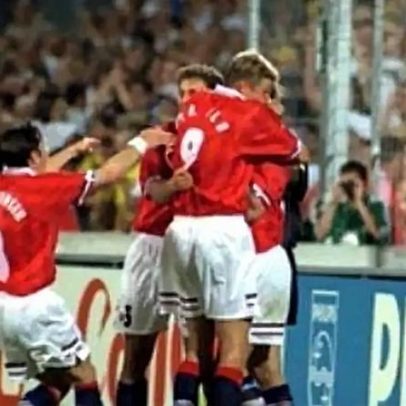 Onde está Tore Flo, atacante norueguês que enfrentou a Seleção Brasileira