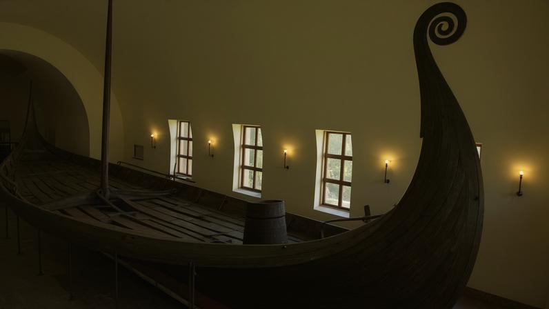 Embarcação viing no Museu do Navio Viking em Oslo