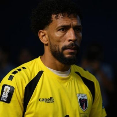 Mattos: Vozinha é eleito o melhor goleiro da Copa do Mundo com os pés