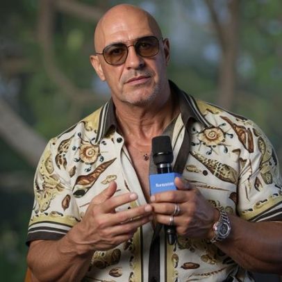 The Rock brinca com Wagner Moura sobre Globo de Ouro