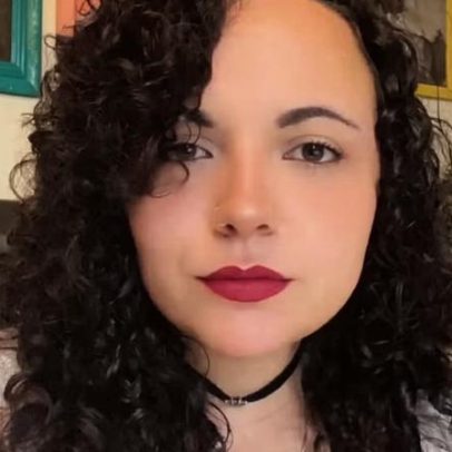 Jovem desenganada após AVC recebe diagnóstico de enxaqueca após quase 2 anos