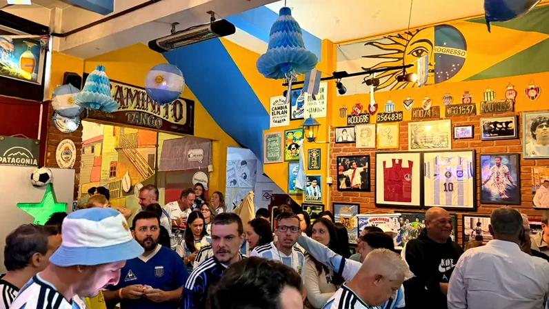 Bar reúne torcedores da Argentina em São Paulo
