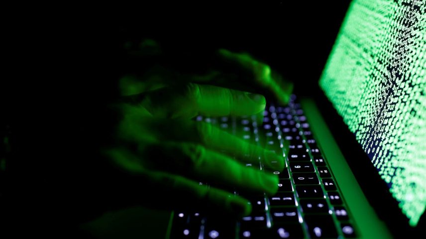 Hackers usaram ferramenta de IA da SpaceX para atacar sete empresas