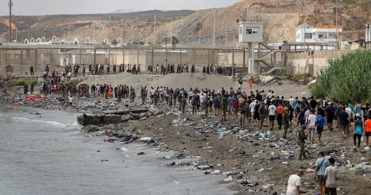 Crise migratória em Ceuta: Espanha ignorou alertas, dizem agentes de fronteira