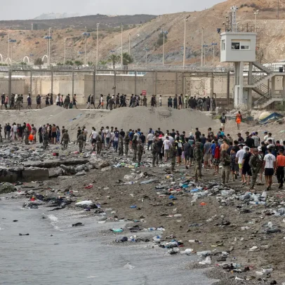 Crise migratória em Ceuta: Espanha ignorou alertas, dizem agentes de fronteira