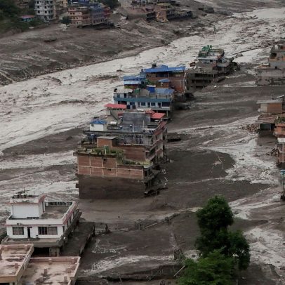Nepal recusa ajuda estrangeira após inundações que mataram mais de 500