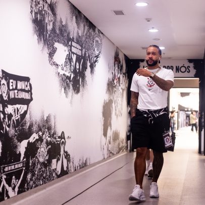 Corinthians multa Memphis após vídeo com Parque São Jorge em chamas