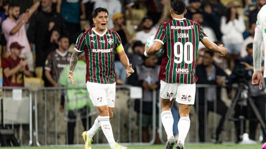 Fluminense volta a vencer após 8 jogos e bate o líder Palmeiras nos acréscimos