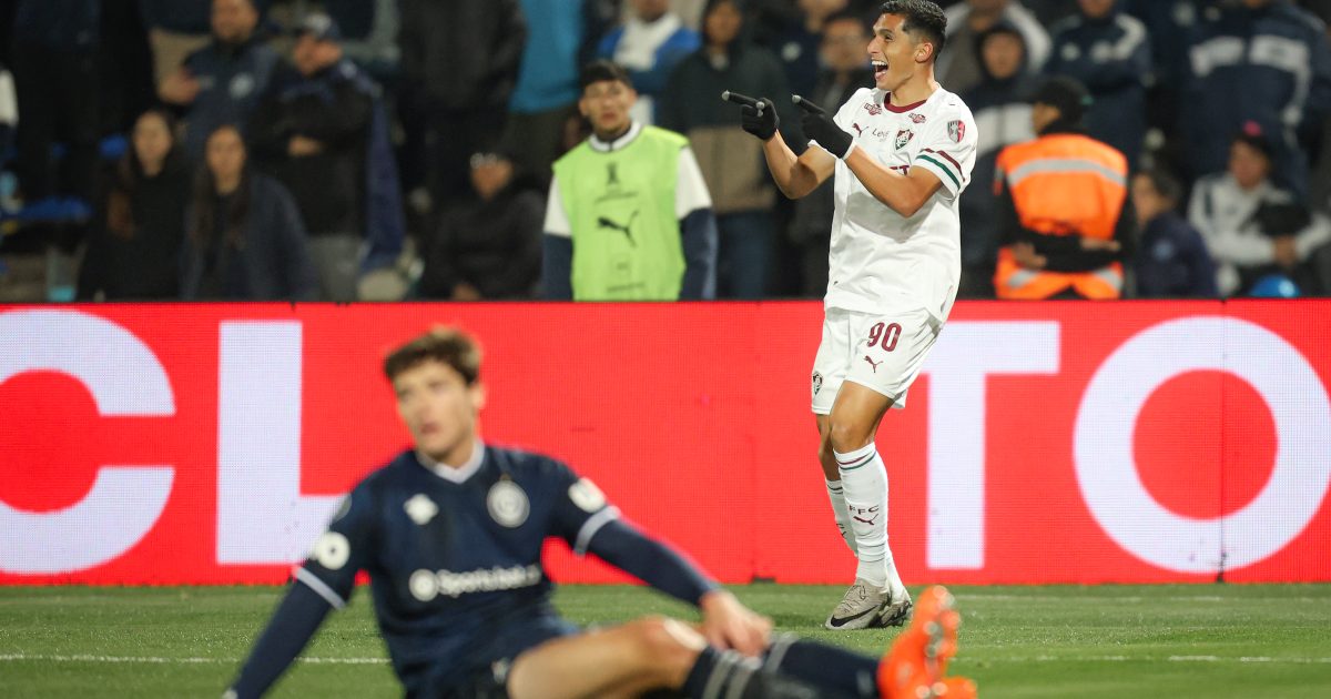 Fábio brilha nos pênaltis, e Fluminense elimina o Rivadavia na Libertadores