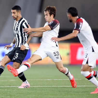 Viveros marca duas vezes, Athletico vence Botafogo e cola no Flamengo