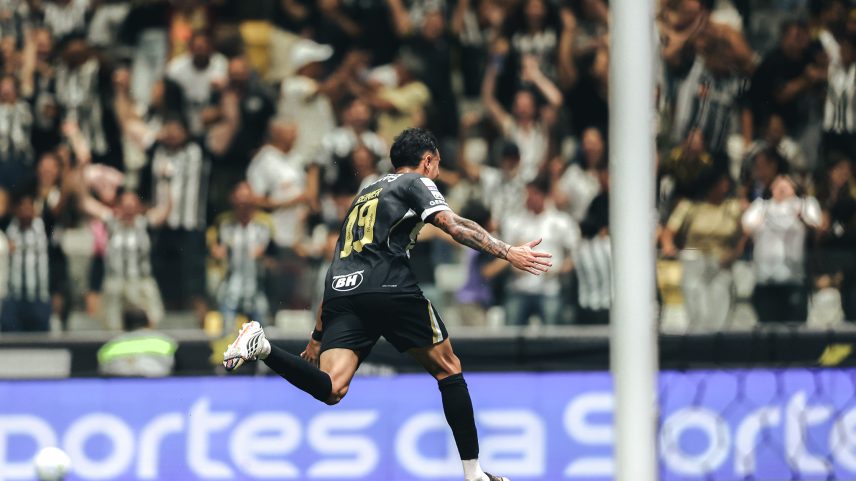 Mesmo reserva, Atlético-MG vence o Vitória no Brasileirão