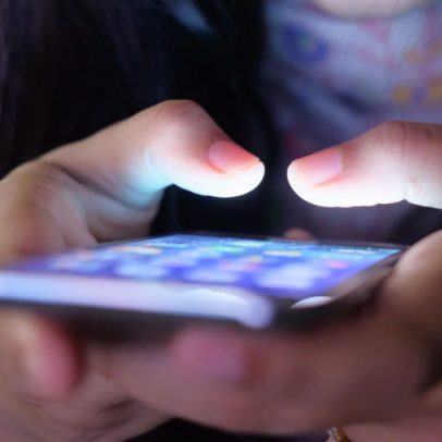 IA pode prejudicar crianças mais que redes sociais, alerta ex-chefe do Google