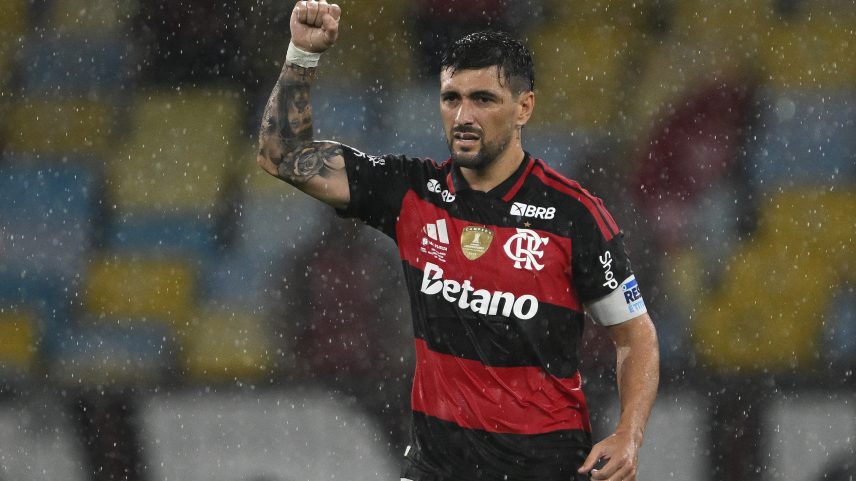 Antes de virar ídolo do Flamengo, Arrascaeta foi carrasco pelo Cruzeiro