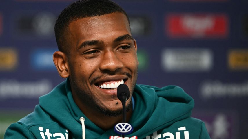 Brasil tem três jogadores entre os 10 favoritos ao Golden Boy 2026