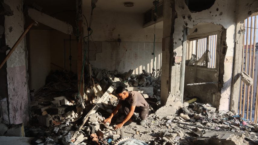 Ataques israelenses matam 13 pessoas em Gaza