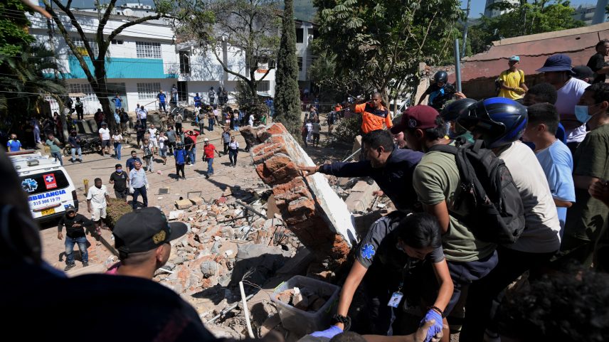 Lula manifesta apoio à Colômbia após terremoto de magnitude 7,4