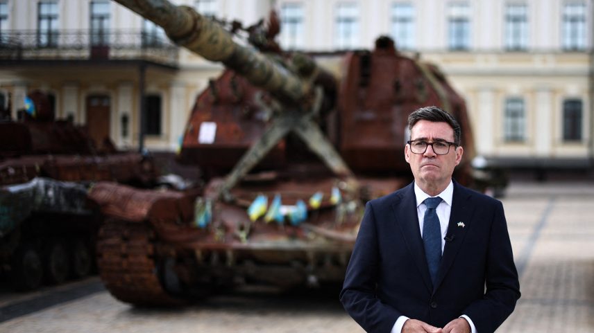Rússia pressiona Reino Unido após visita de primeiro-ministro a Kiev