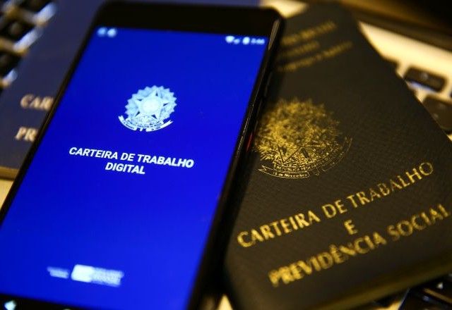 PEC do fim da escala 6x1 avança no Senado após meses de impasse