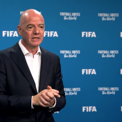 Infantino faz reunião em Marrocos para gerenciar crise na Fifa