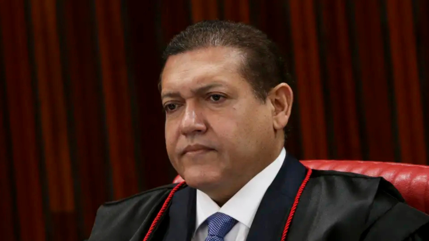 IA de Bolsonaro: TSE decide na quinta quando será julgamento