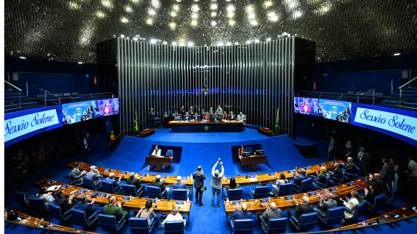 Treze senadores não disputam as eleições neste ano e deixarão a Casa
