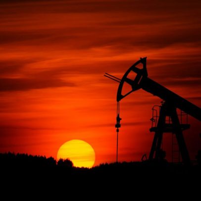 Opep+ vai aumentar produção de petróleo a partir de setembro