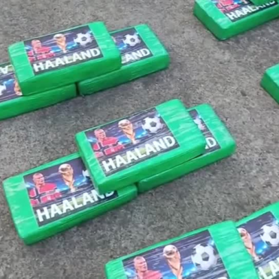 Polícia apreende 370 kgs de cocaína com imagens do Haaland no Equador