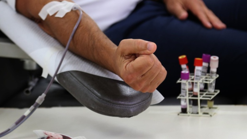 Saúde permite doação de sangue após 70 anos e reduz prazo pós-tatuagem