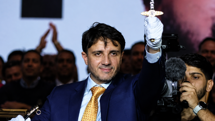 Renan Santos lança candidatura à Presidência e faz ataques ao PT e Flávio