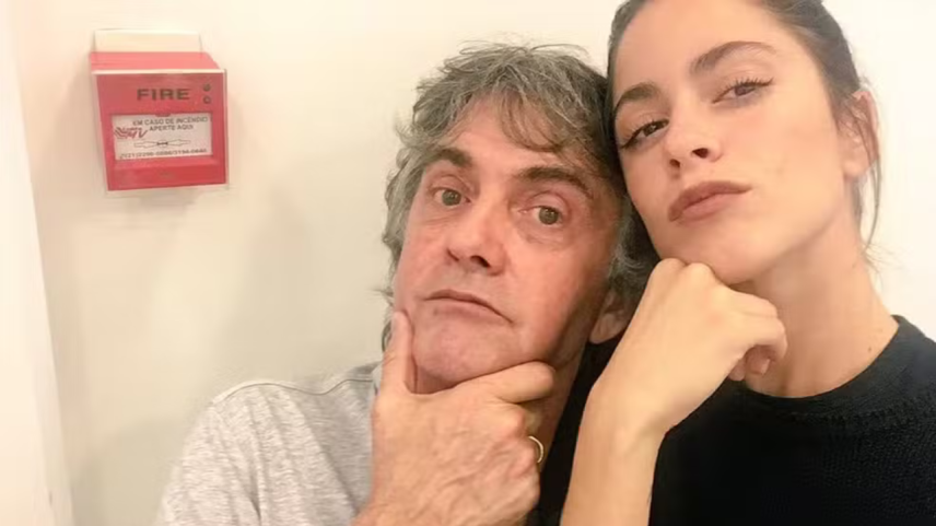 Cantora Tini teria rompido com o pai após descoberta sobre sua fortuna