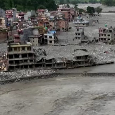 Alerta de última hora salvou mais de 900 alunos de tragédia no Nepal