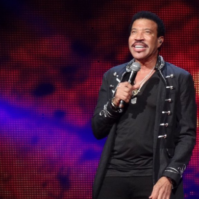 Lionel Richie é internado em UTI após show nos EUA, diz site