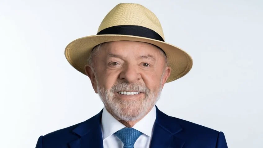 Lula divulga foto que será usada na urna nas eleições de 2026