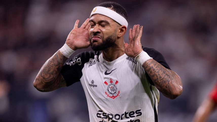 Memphis aciona a Justiça contra o Corinthians e pode cobrar R$ 180 milhões