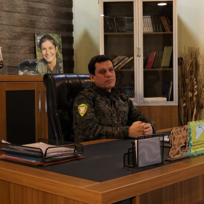 Comandante curdo anuncia dissolução das Forças Democráticas Sírias